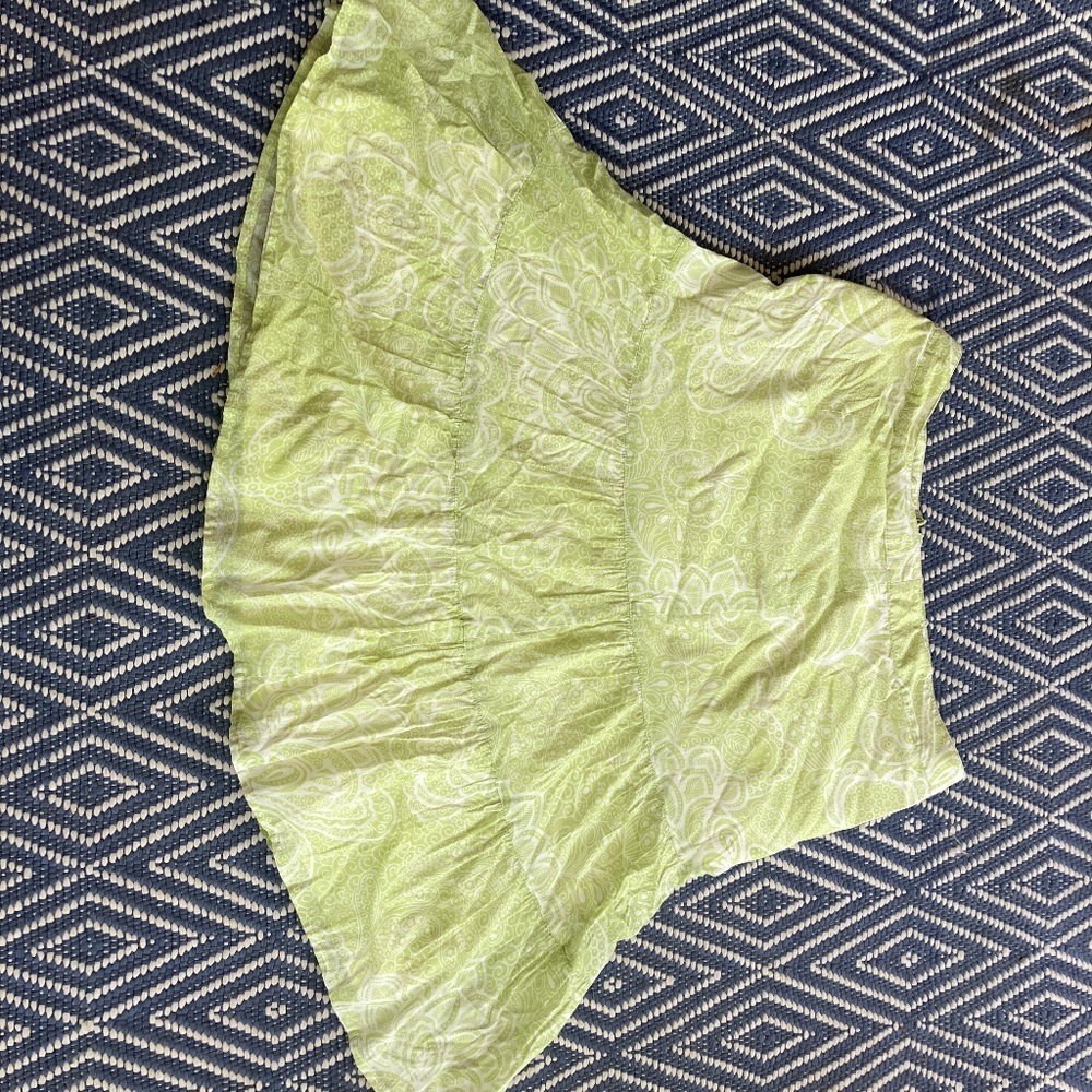 Ann Taylor Light Green Skirt with White Pattern-100% cotton